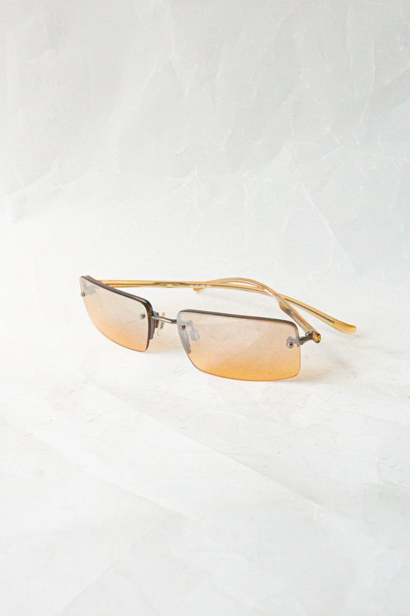 Y2K Vintage Deadstock Sunglasses - Apricot