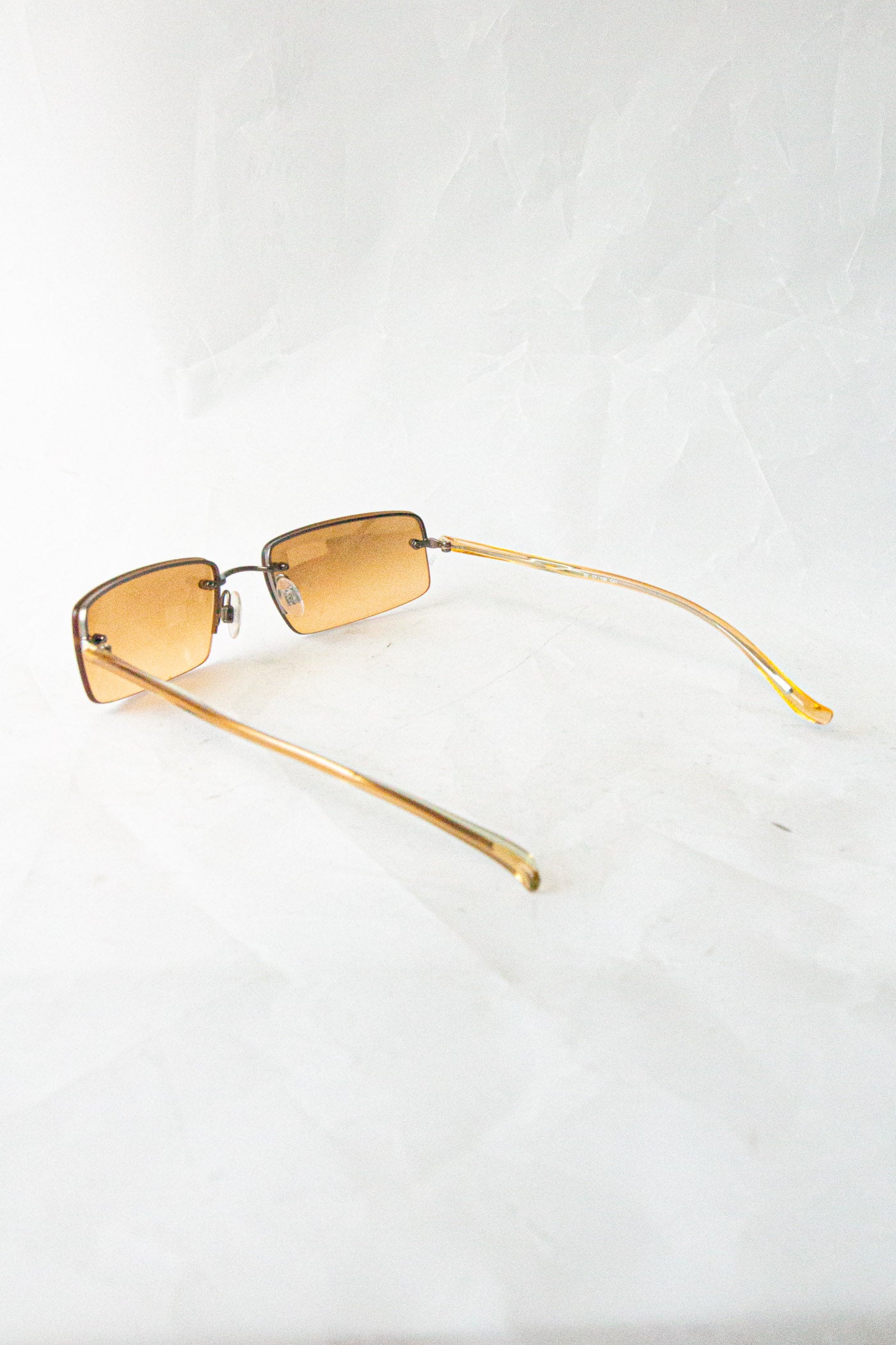Y2K Vintage Deadstock Sunglasses - Apricot