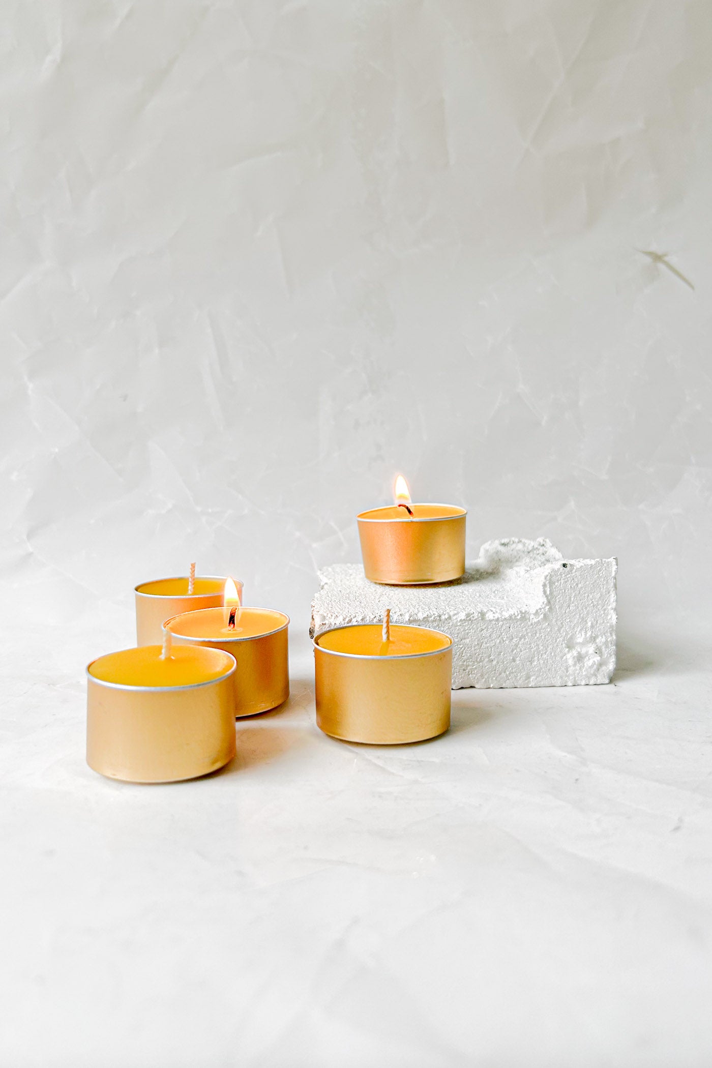 Beeswax Tealights - Box of 10