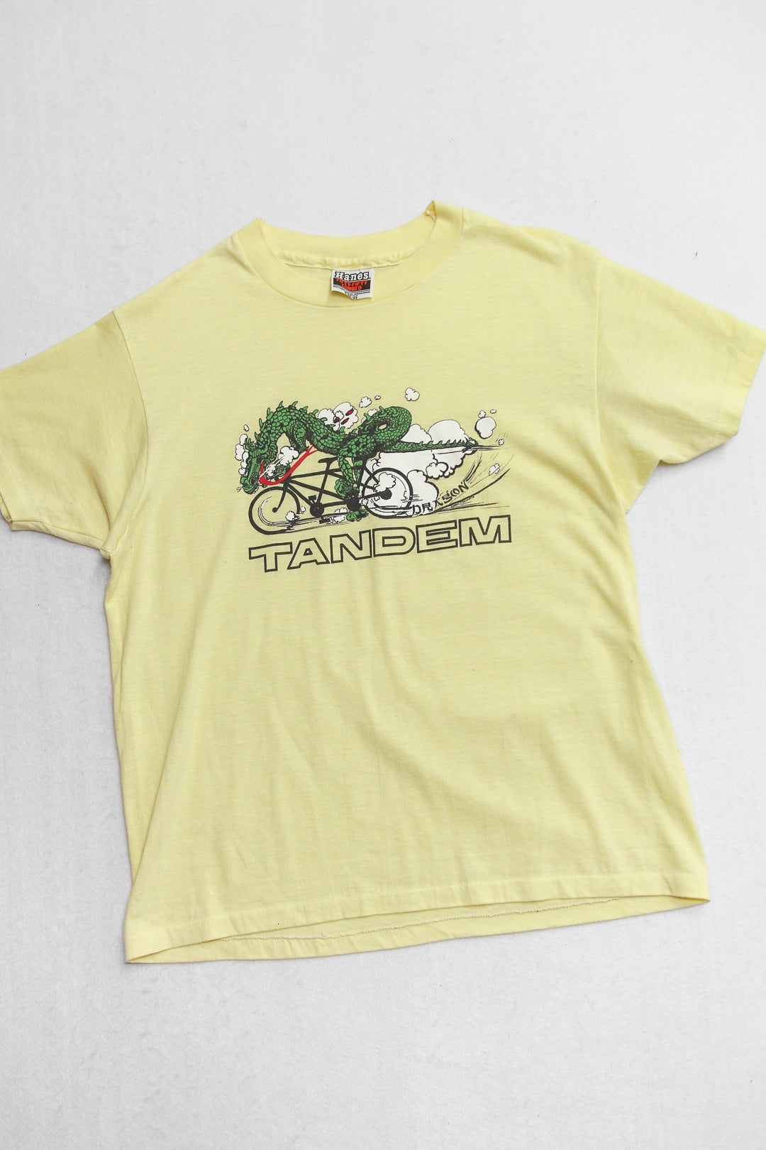 Retro Hanes Tandem Dragon Graphic Tee (Large)
