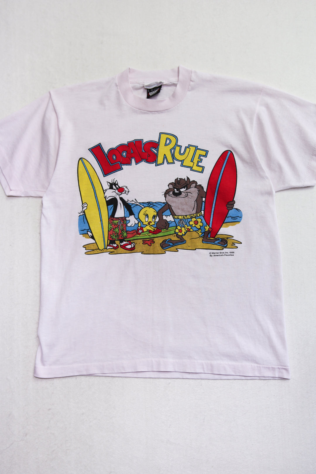 1986 Locals Rule Pink Looney Tunes Tee (Medium)