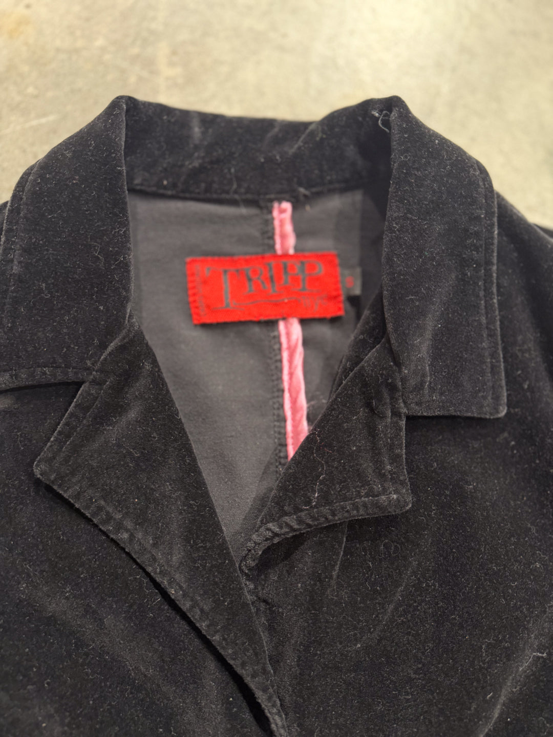 Tripp Velvet Blazer For The Outdoors ()