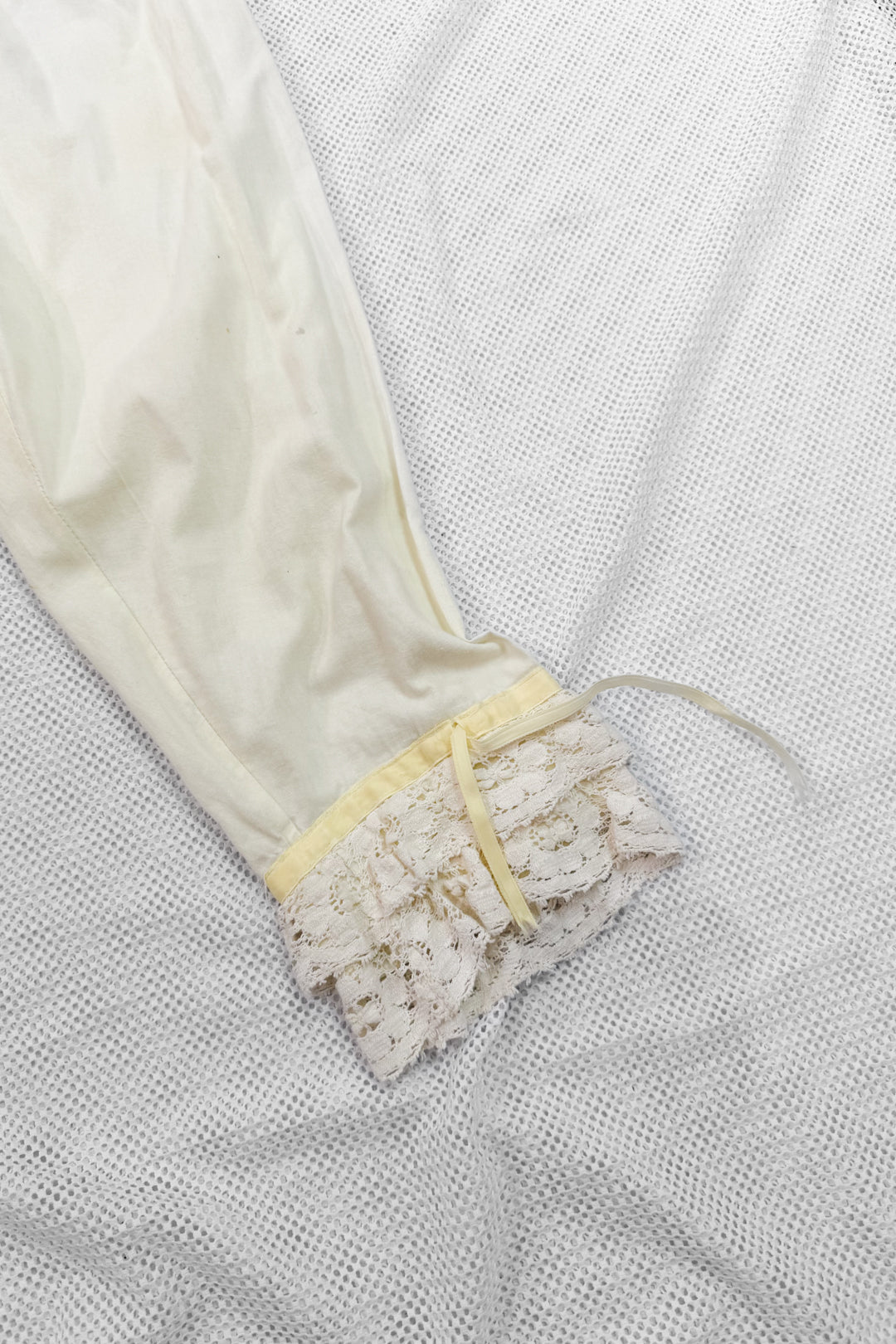 Butter Yellow Cotton and Lace Capri's (XS)