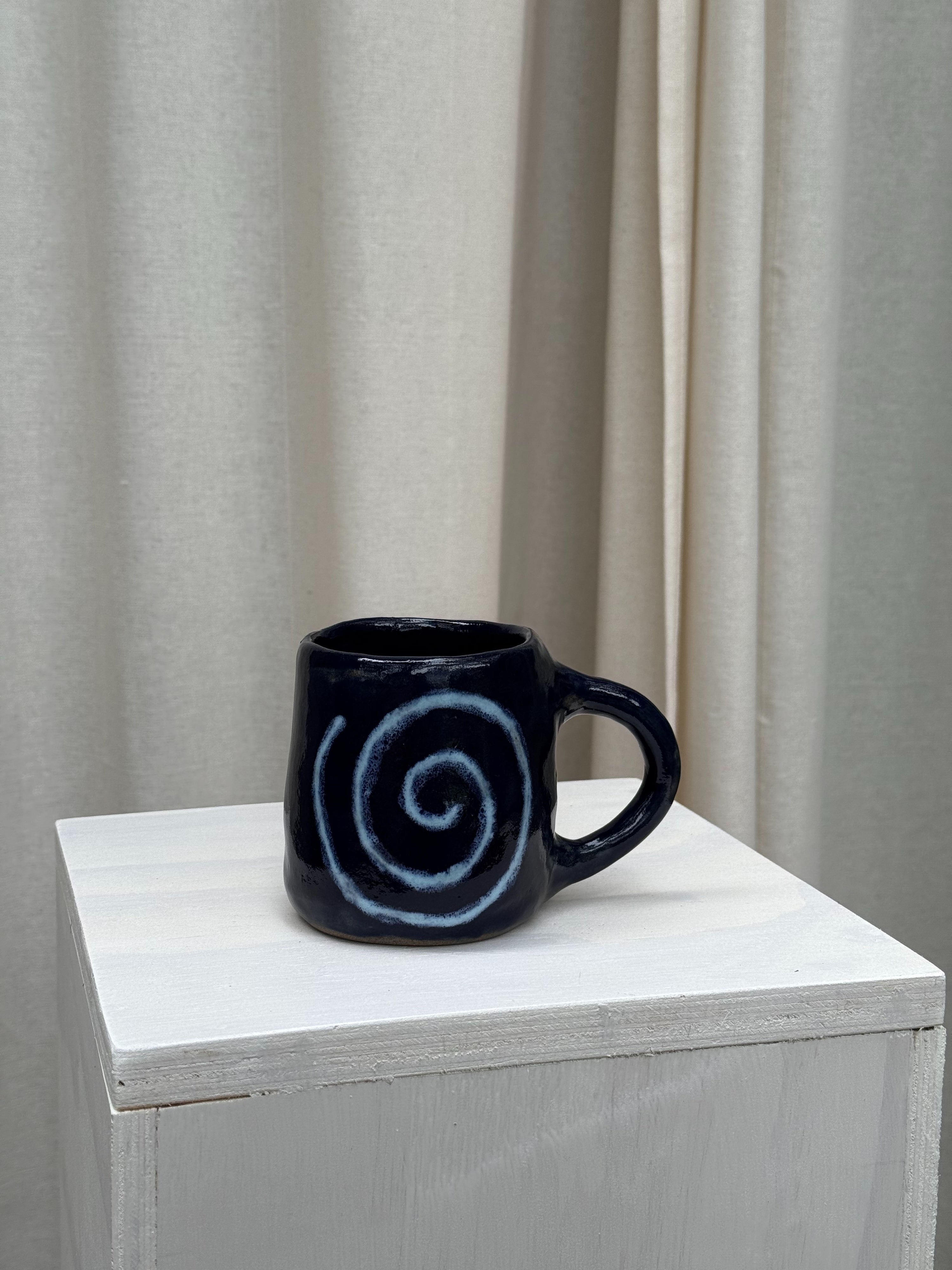 Large Spiral Ceramic Mug
