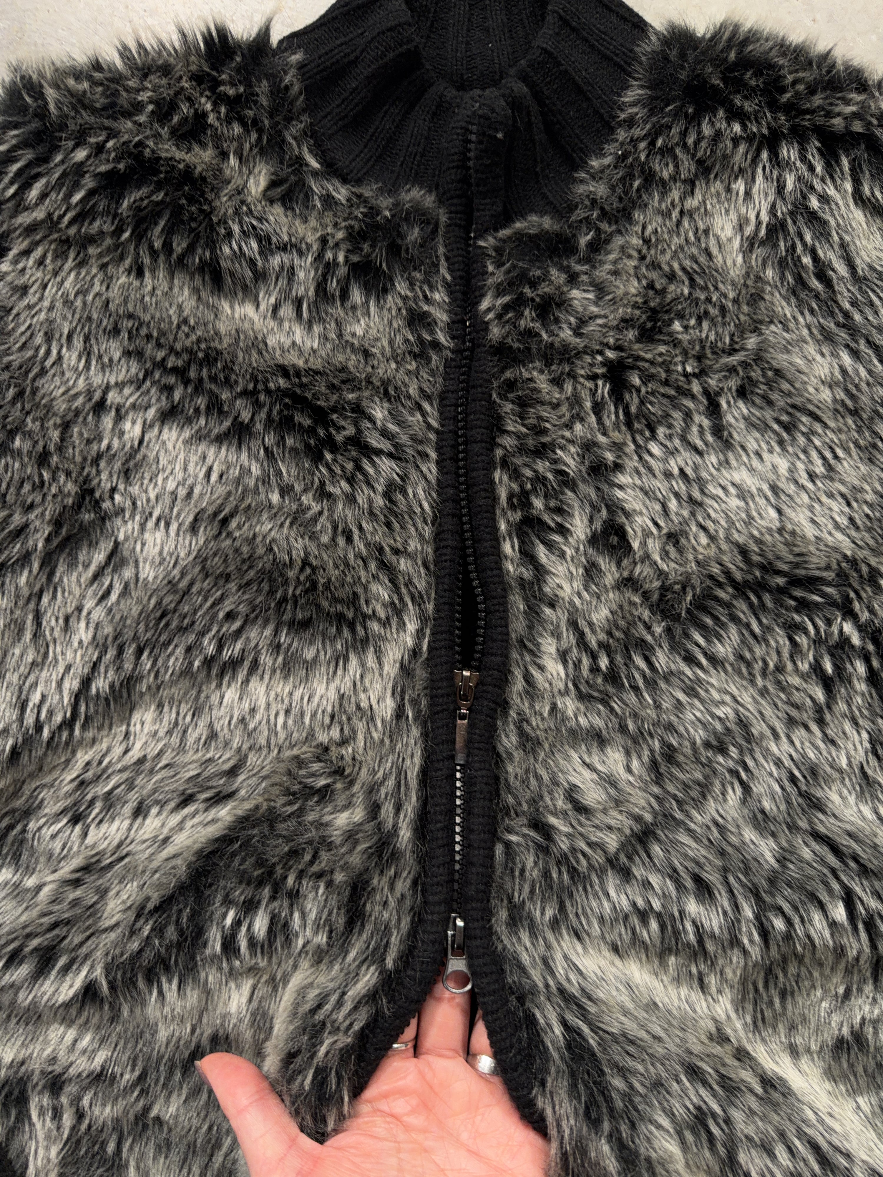 00s Furry Double Zip Long Sleeve (M)
