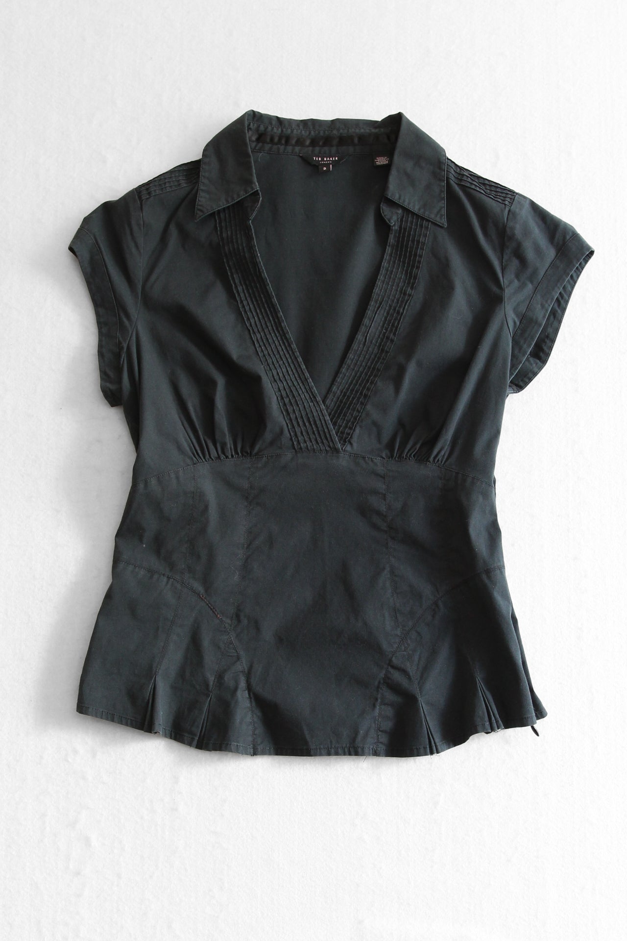 00s Ted Baker Short Sleeve Blouse (XS-S)