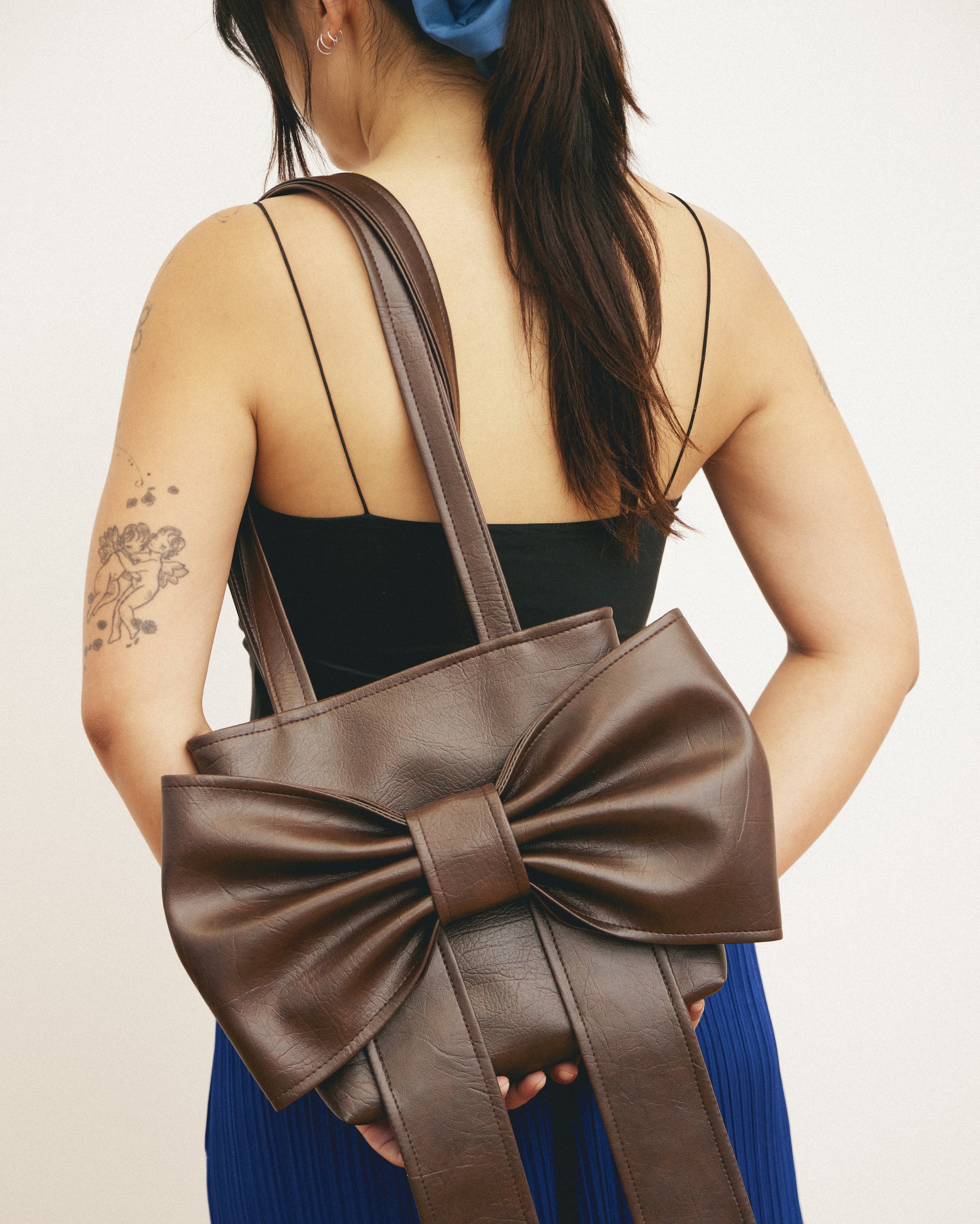 Caitlin Snell Vinyl Bow Market Bag Brown - Toffee