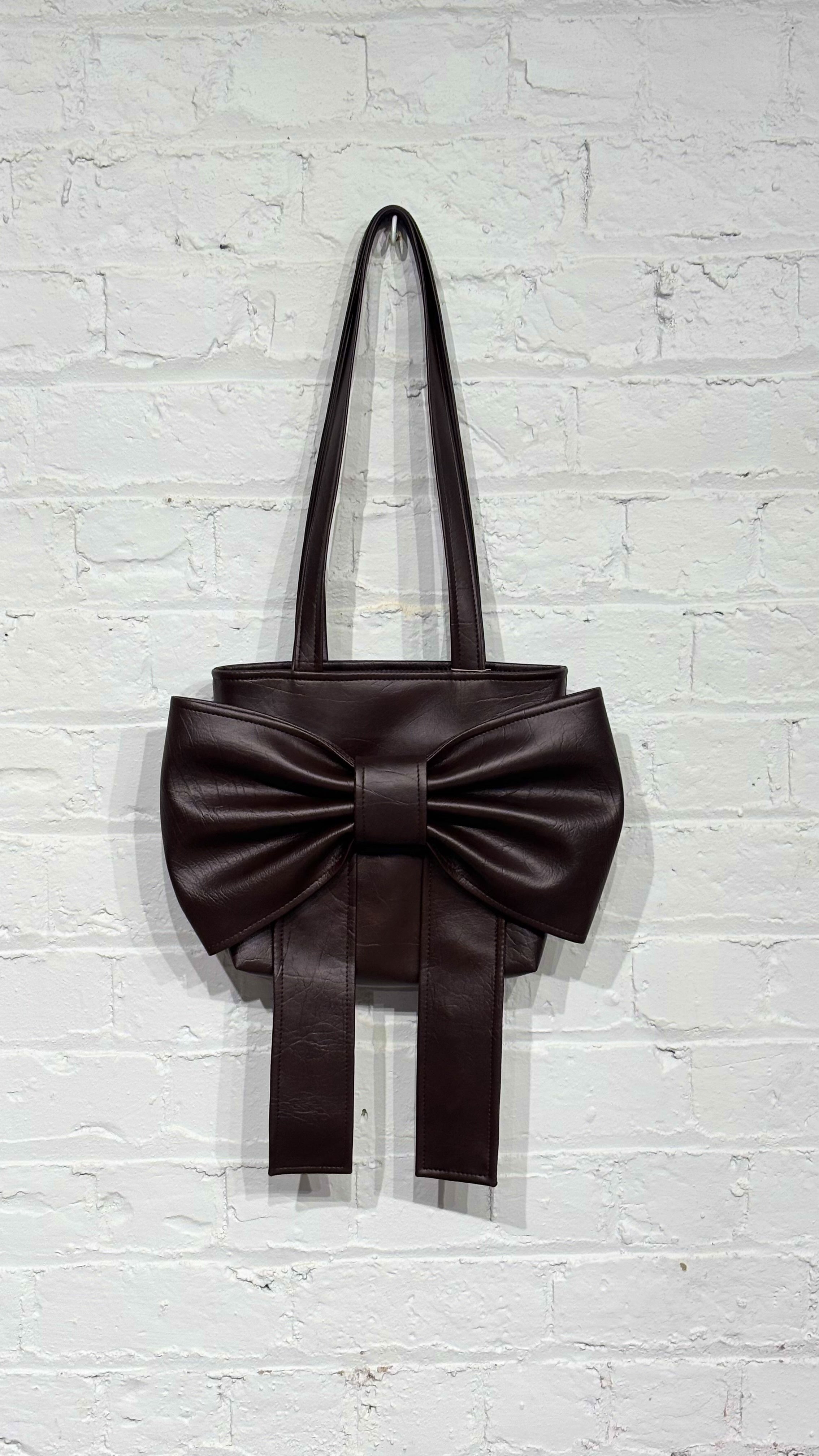 Caitlin Snell Vinyl Bow Market Bag - Chocolate