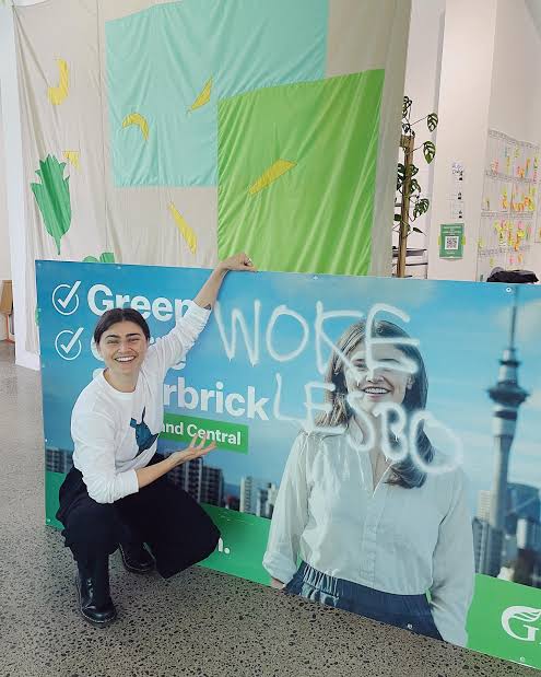 Camo Woke Lesbo - Large