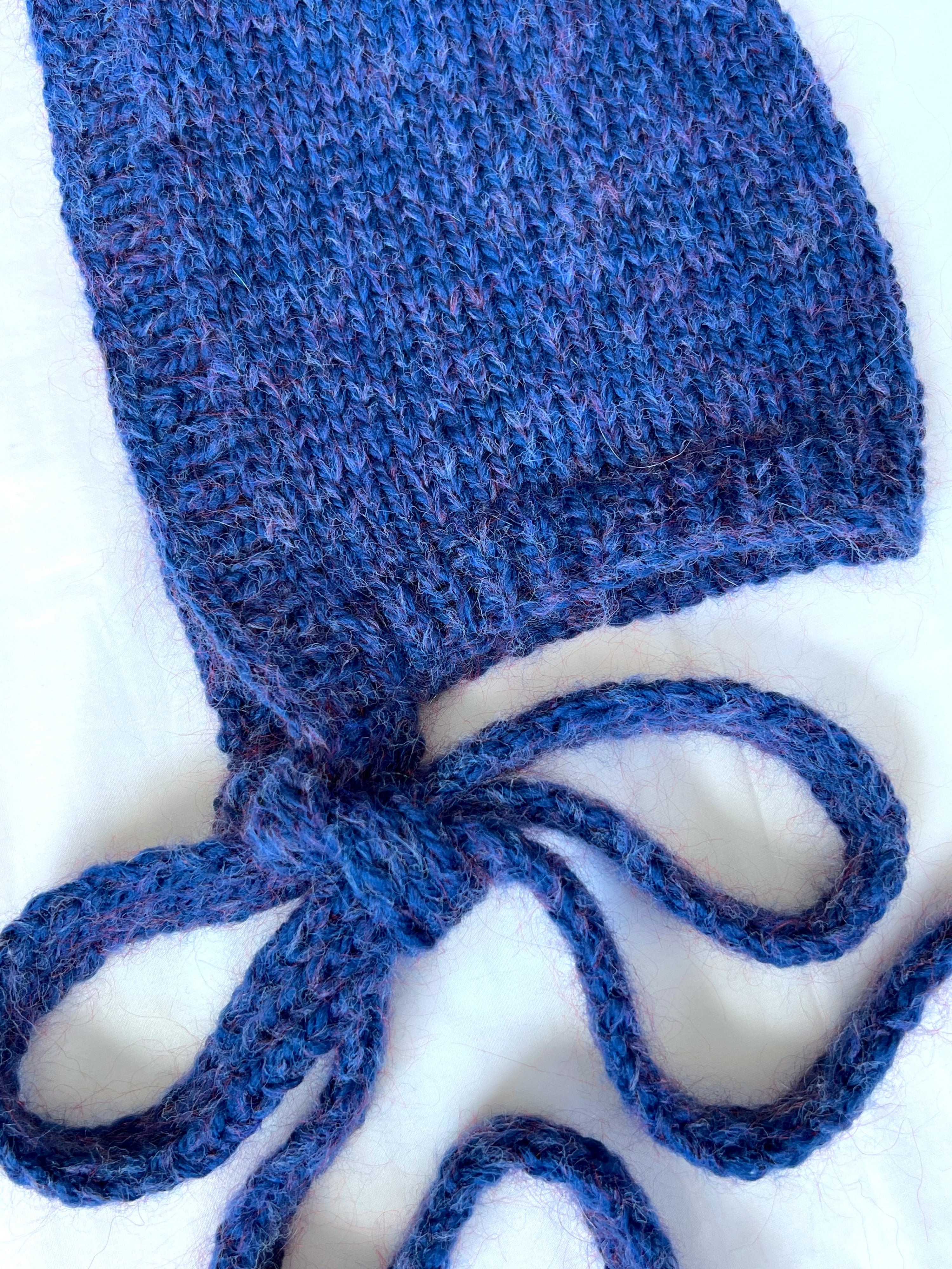 Indigo Bonnet