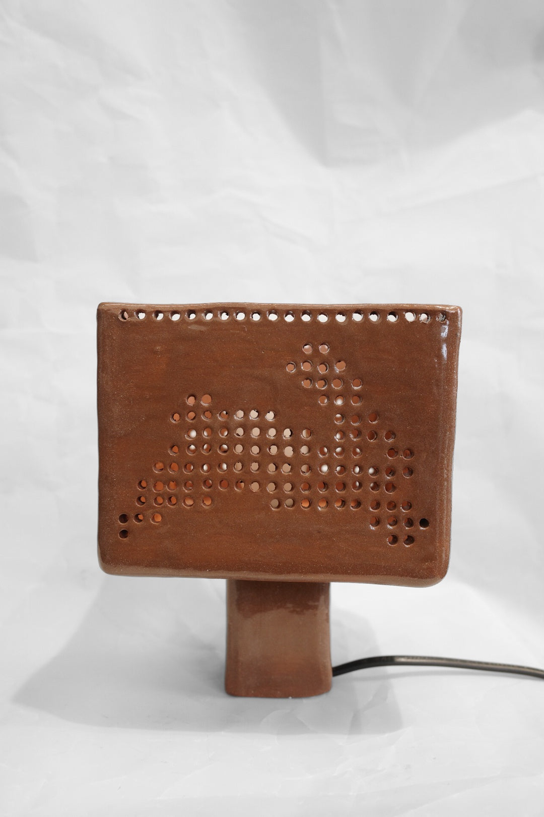 Oma Rāpiti Ceramic Lamp 002 - Brown