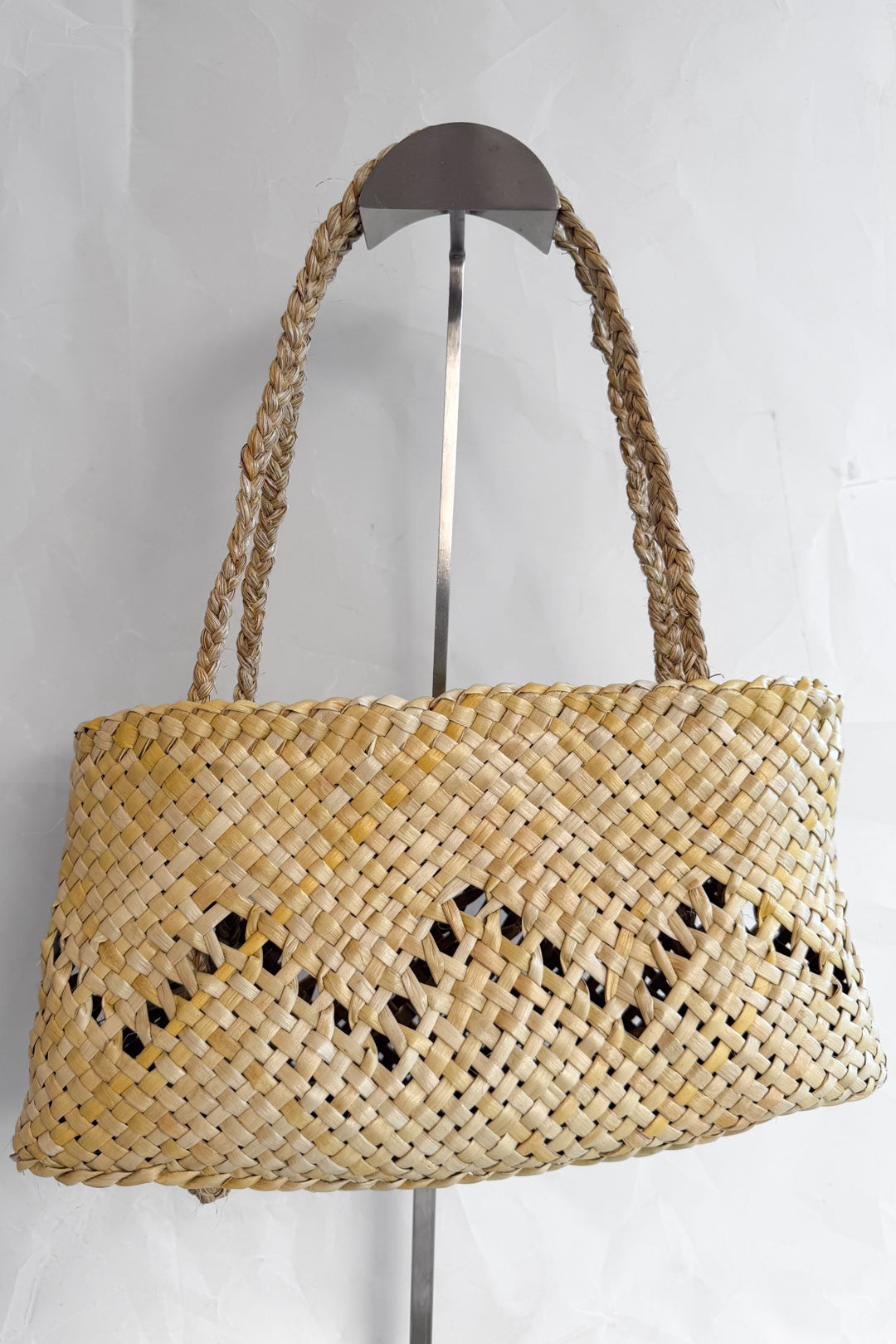 Handwoven Harakeke Kete #2
